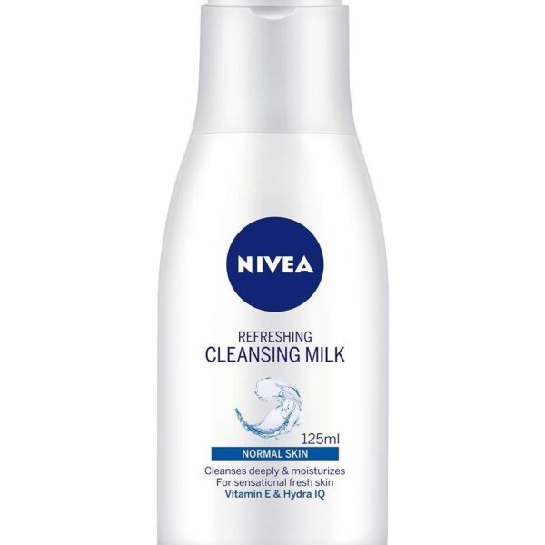 Nivea Visage Refreshing Cleansing Milk 200Ml