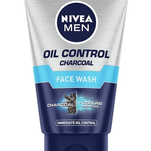 Nivea Men Oil Control Charcoal Facewash 100Gm