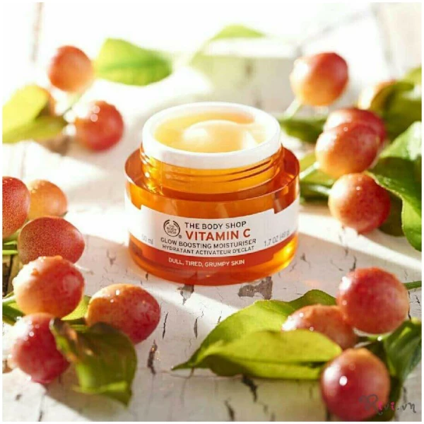 The Body Shop Vitamin C Glow Boosting Moisturiser 50Ml - Image 4