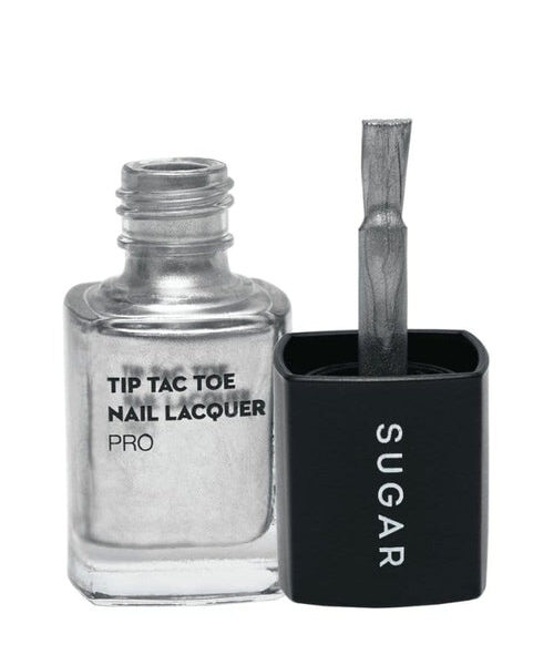 Nine-Free Non-Toxic Formula that does not contain  formaldehyde, camphor, toluene, DBP, formaldehyde resin, xylene, ethyl tosylamide, parabens and Acetone.